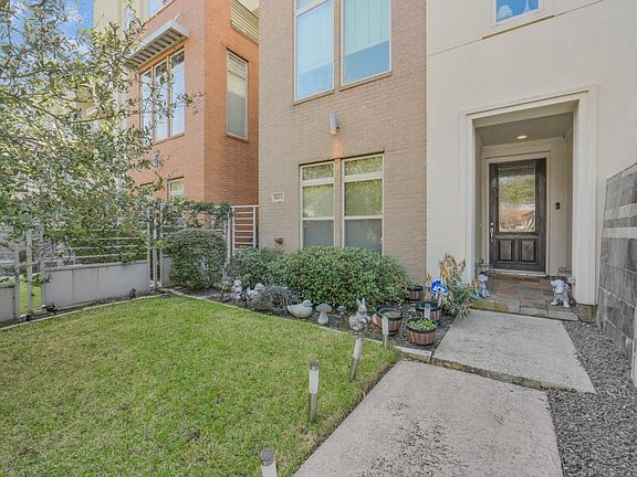 3rd image of 5425A Hidalgo St