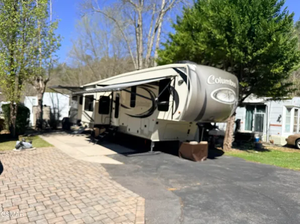 4229 E Pkwy Lot 229, Gatlinburg, TN 37738