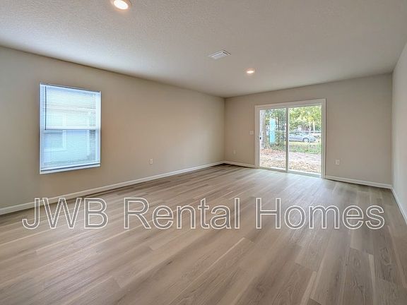 5th image of 5560 Paris Ave Unit 2