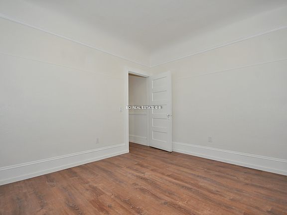 5th image of 1545 Taylor St APT D