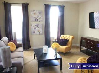 2100 University Ave, Mountain View, CA 94040