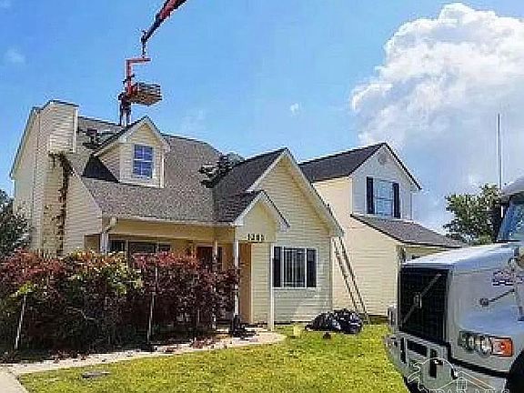 2nd image of 3201 Birdseye Cir #1