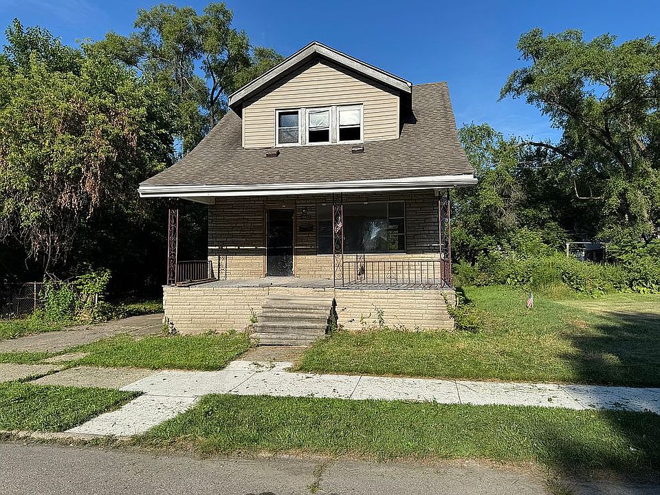 1st image of 19652 Russell Ave
