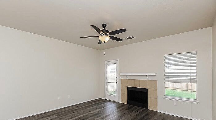2nd image of 616 Ridgehill Dr