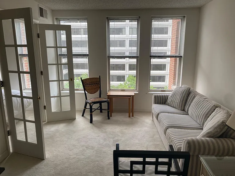 601 Pennsylvania Ave NW #802 — Photo 7