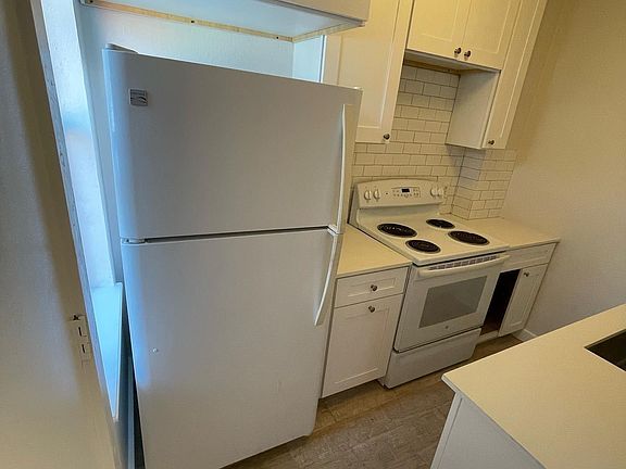 4th image of 5301 Reiger Ave Unit 3