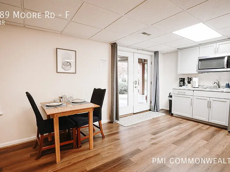 589 Moore Rd #F — Photo 5