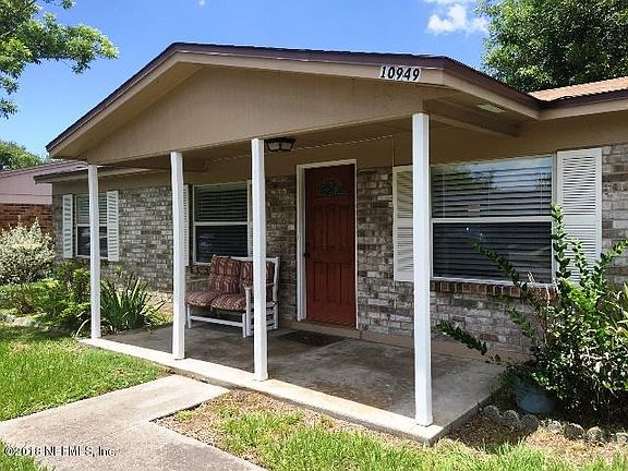 3rd image of 10949 Witchaven St