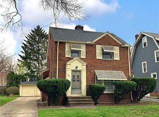 869 Cambridge Rd, Cleveland Heights, OH 44121
