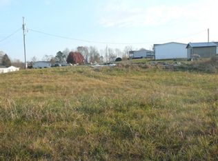 Jonathan Ln, New Tazewell, TN 37825