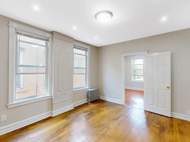 456 Dewitt Ave #2 — Photo 4