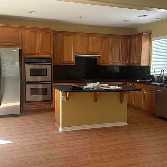 361 Cottages Ct — Photo 4