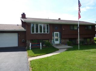 3638 Newman Rd N, Racine, WI 53406