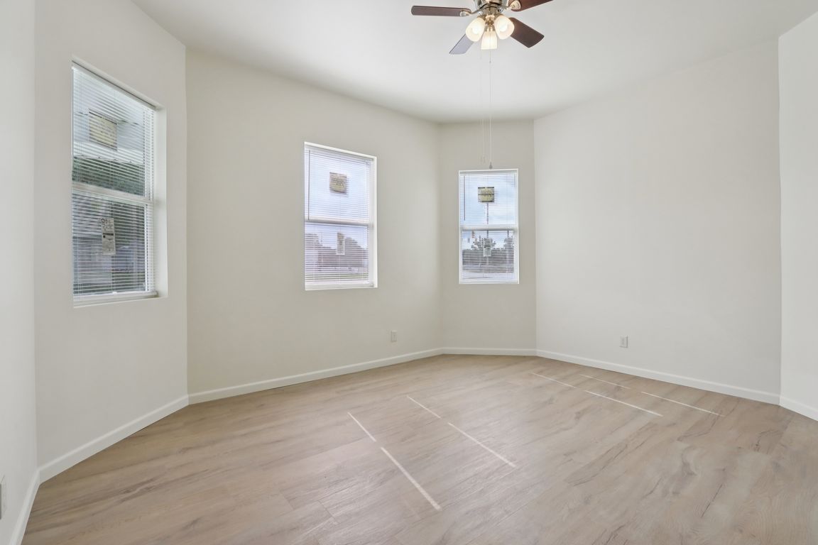Madison Ave-S2807-007.jpg