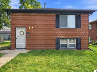 2345 F St, Lincoln, NE 68510