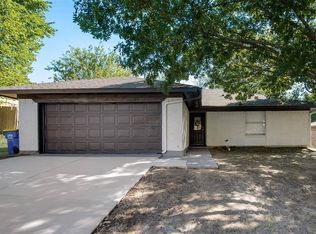 6428 Alta Vista Dr, Watauga, TX 76148