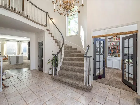 2813 W 127th St, Leawood, KS 66209