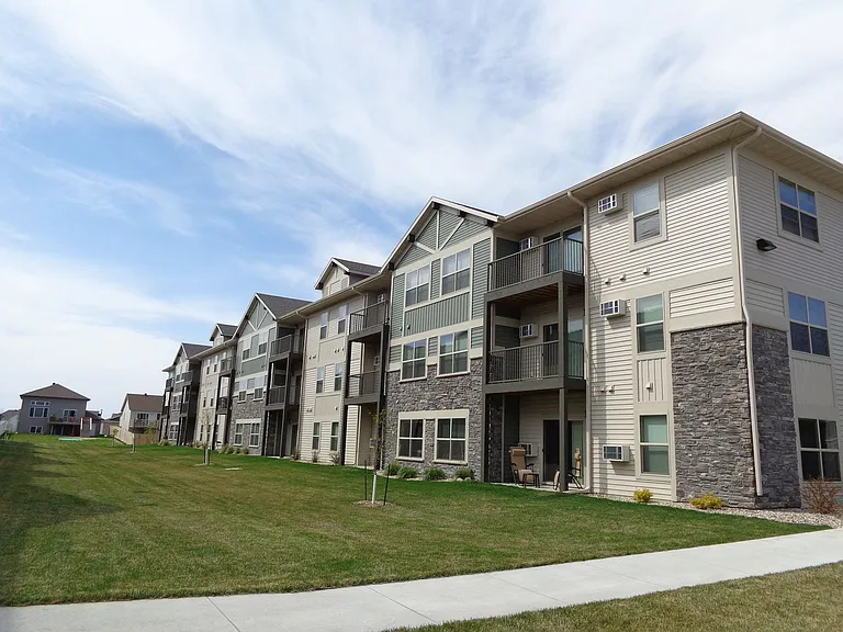 Aspen Trail Apartments — Photo 183