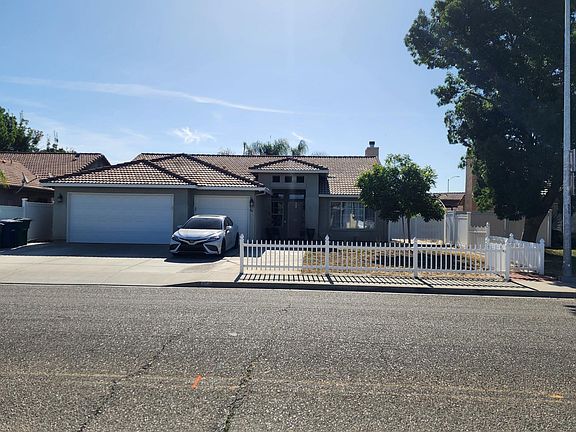 2nd image of 64 Jensen Rd