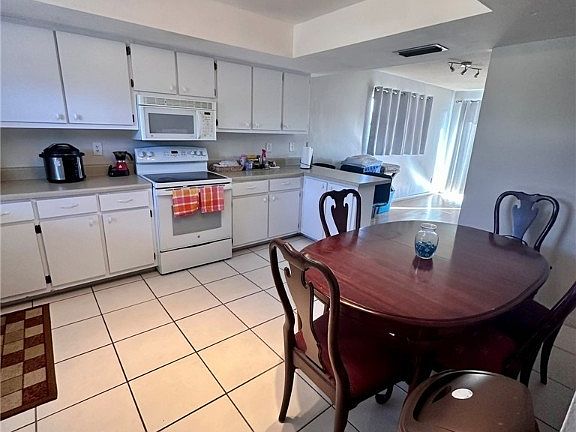4th image of 5917 Littlestone Ct APT 201