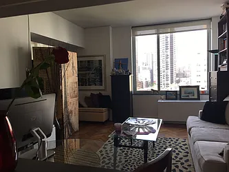 Rented by June Shapiro & Associates