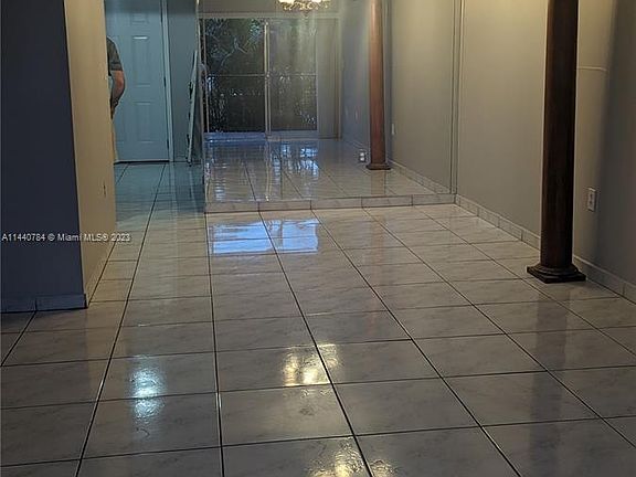4th image of 200 NW 87th Ave APT J204