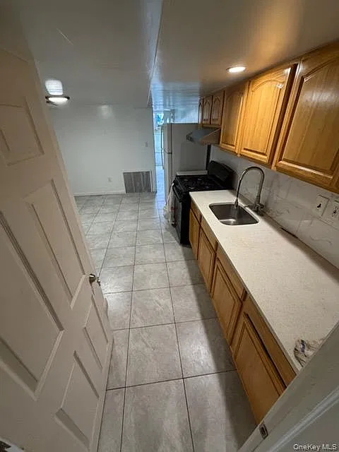 2 bed, 1.0 bath, 650 sqft, $2,500 — Photo 4