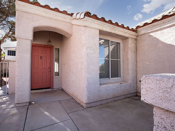 4th image of 2501 Cortina Ave