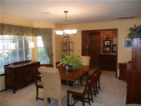 Home for Sale in Oklahoma City, Oklahoma $159,000