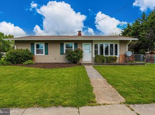 1400 Pinewood Dr, Frederick, MD 21701