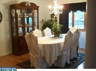 1230 Keswick Ave, Haddon Heights, NJ 08035