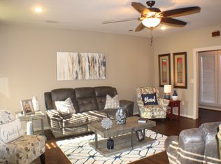 1006 Alexander Cir, Paragould, AR 72450