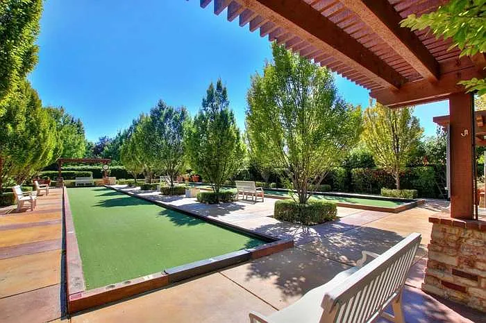 7540 Abbey Cir — Photo 17