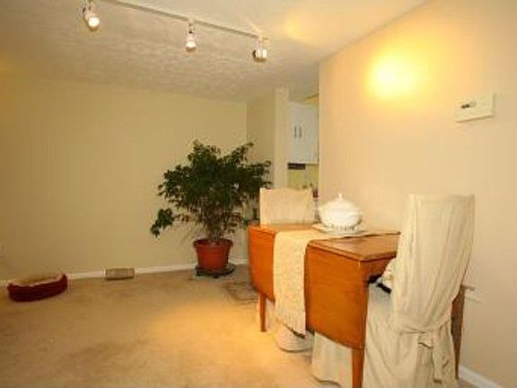 5th image of 8058 Highfield Ct