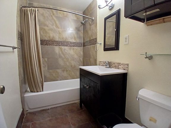 4th image of 6805 Mallard St #6805