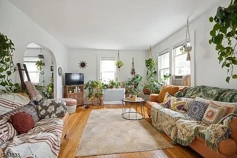 2 bed, 1100 sqft, $2,850 — Photo 3