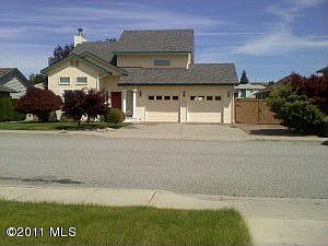 1st image of 1815 Manhattan Dr