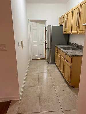 Rented by KW Commercial | media 20