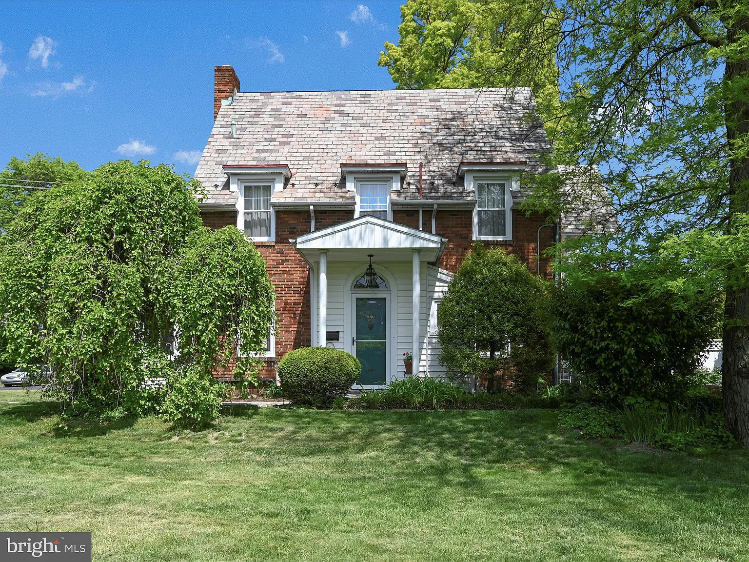 1216 Garfield Ave photo 1