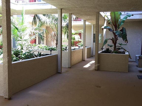 1st floor interior courtyard