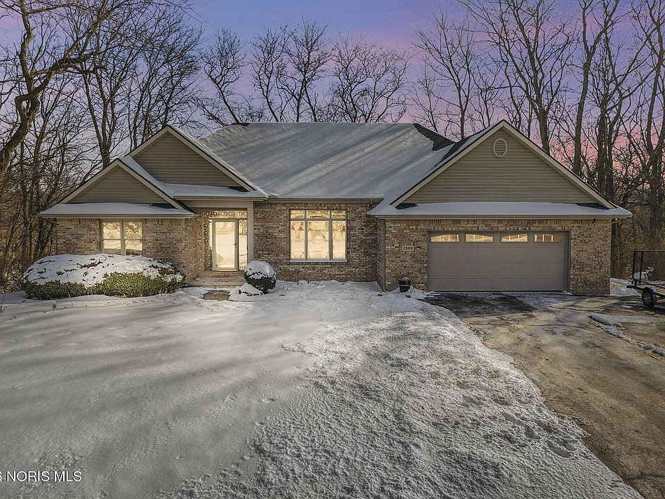 2869 S Walnut Hill Dr, Elmore, OH 43416 | Zillow