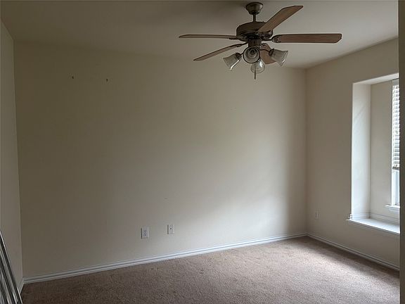 2nd image of 140 Cherokee St