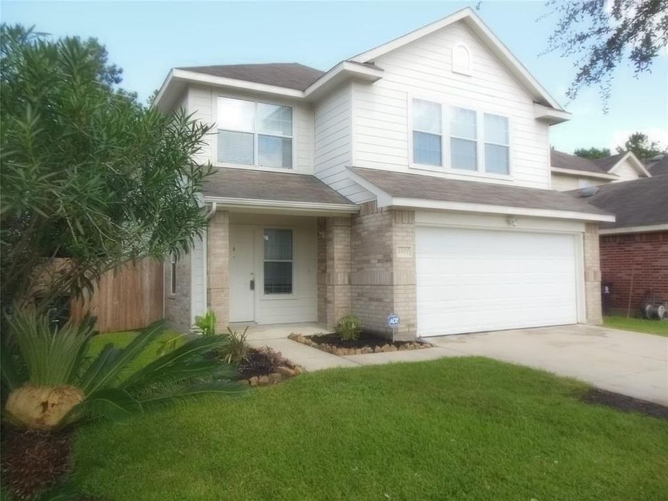 1st image of 4922 Grasilla Dr