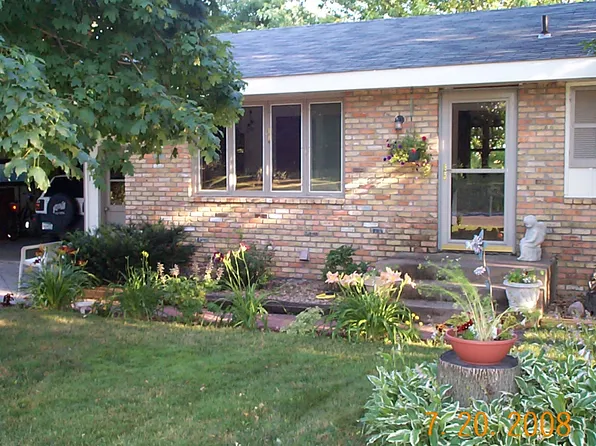 101 Heights Rd NE, Saint Michael, MN 55376