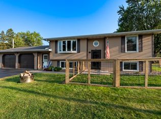 203 E Blackhawk Ave, Stetsonville, WI 54480