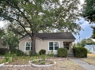 421 N Hickory St, Muenster, TX 76252
