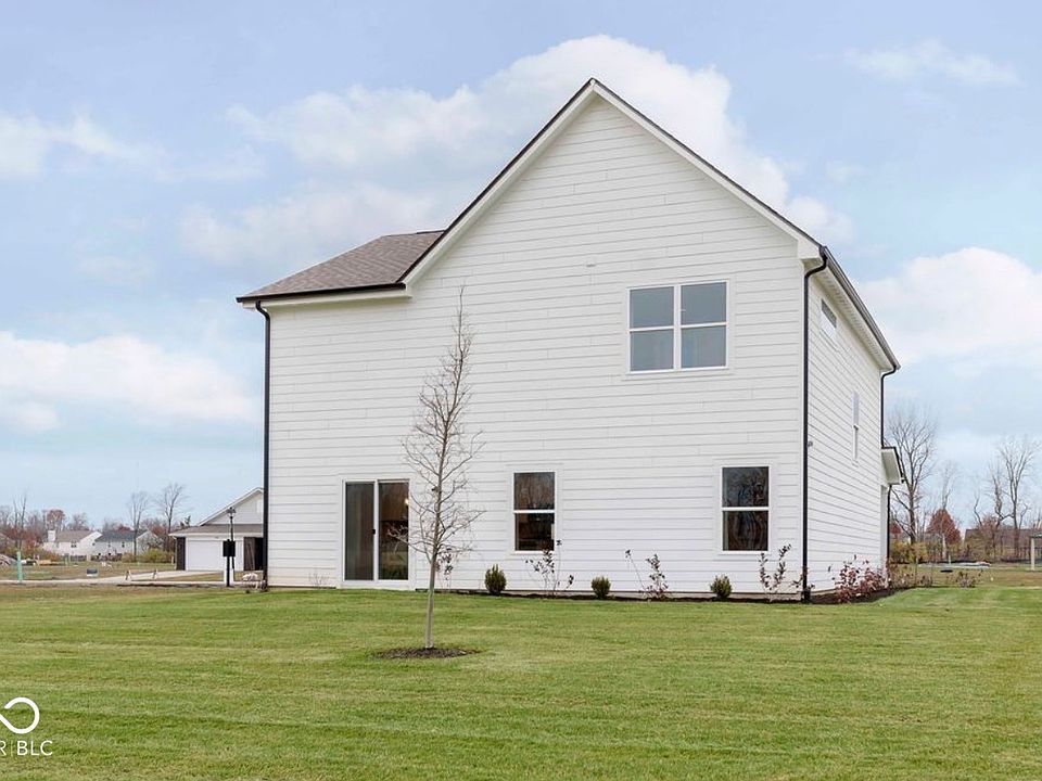 2nd image of 664 Derek Ln