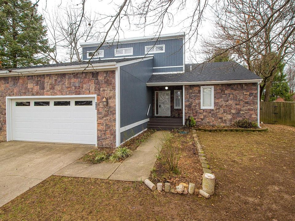 1st image of 409 Pasadena Dr