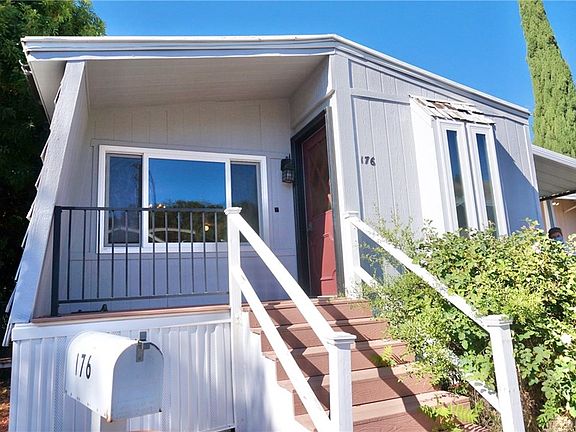 2nd image of 4201 Topanga Canyon Blvd Space 176