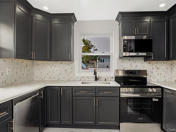 4th image of 104 N 18th Street